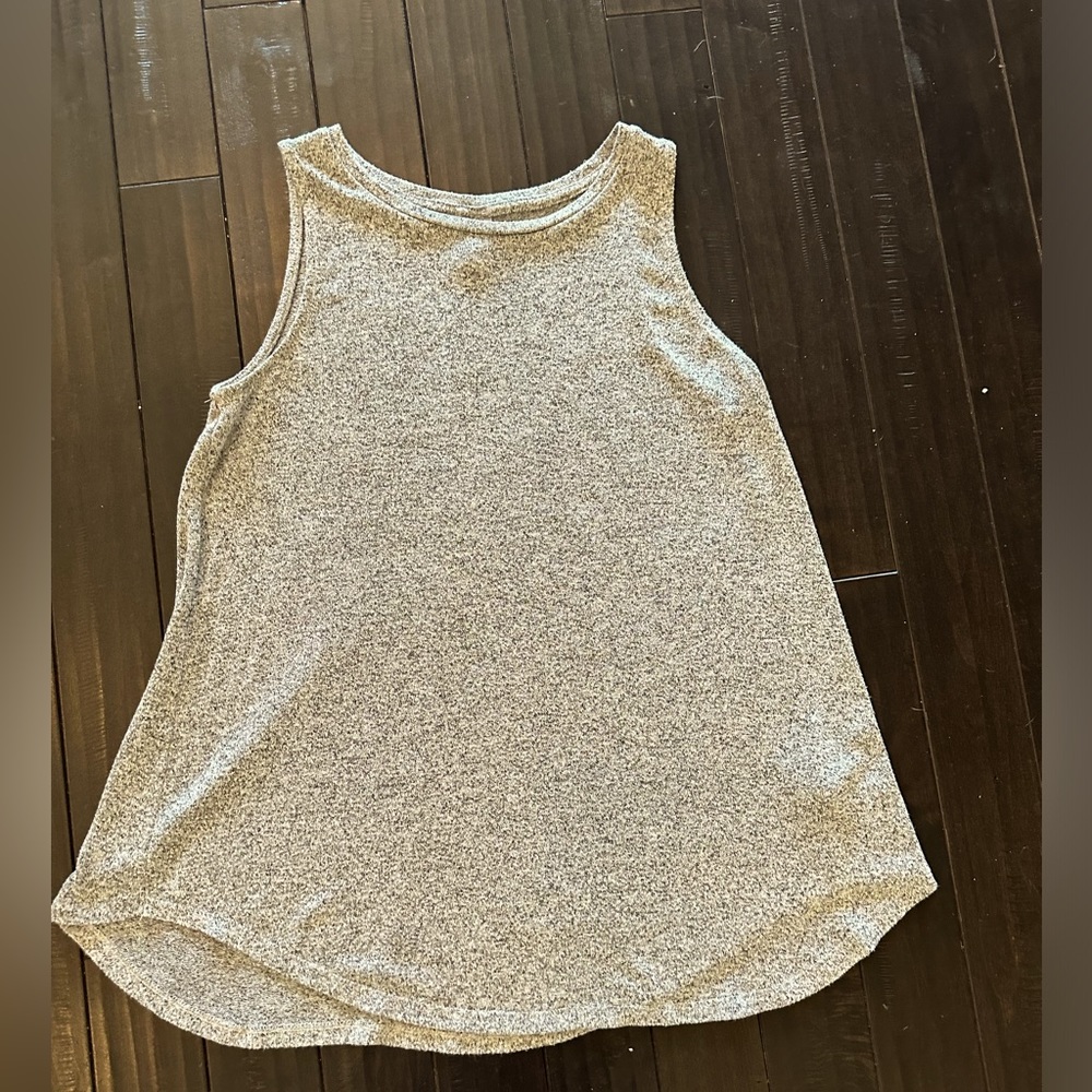 Old Navy Luxe super soft flowy tank.